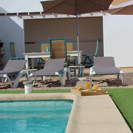 Casa Piscina Privada Climatizada 3 Semesterbostad